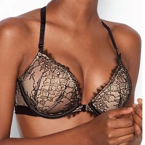 Victoria secret bombshell bra. black & pink lace bra. Size 34 DD